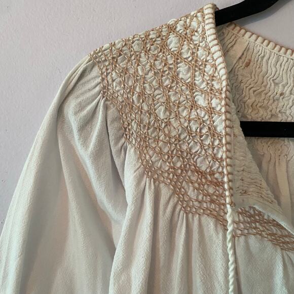 Faherty Women's size Small White Cotton Peasant Embroidered Tunic Blouse - Picture 3 of 10